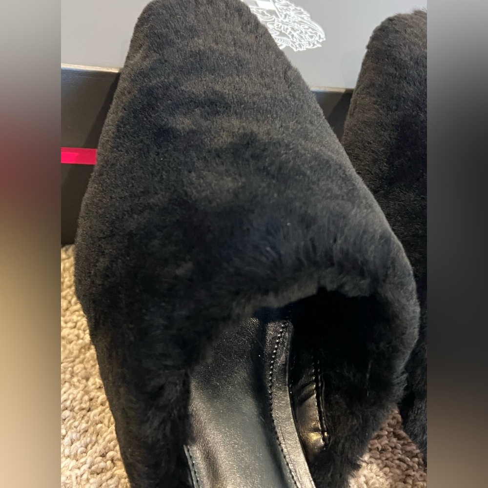 NIB Vince Camuto Samara Black Shearling Faux Fur Pointed Mule Slides Flats 9.5 - Picture 12 of 16